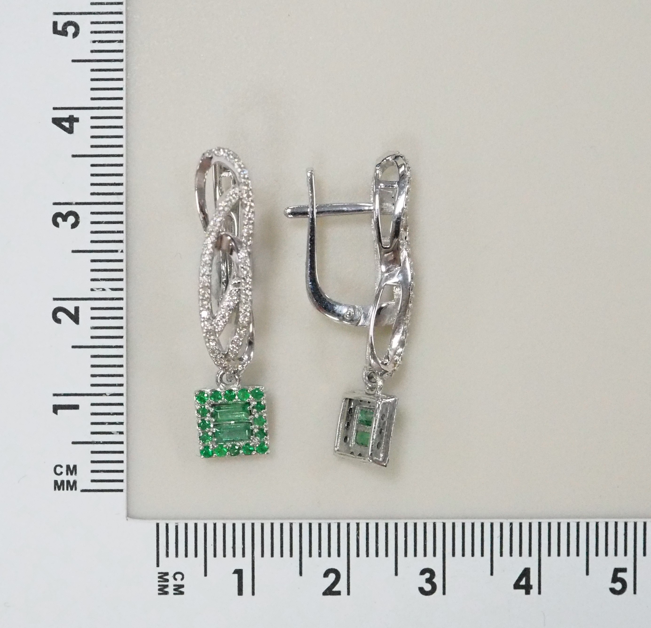 10511-000158 Серьги (Au 585)
